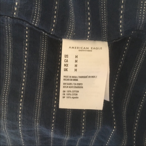 AMERICAN EAGLE NAVY BLUE SHORT SLEEVE BUTTON UP TEE SHIRT / MENS MEDIUM - Picture 5 of 5